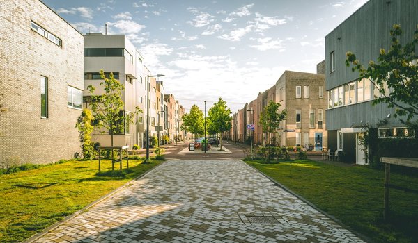Quels sont les facteurs qui influencent le marché immobilier ?