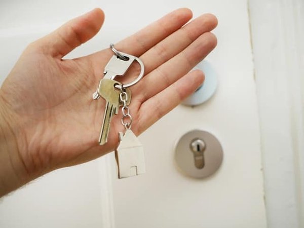 Les étapes clés pour devenir promoteur immobilier en France : un guide complet
